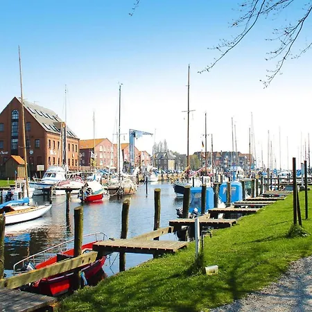 Orther Reede, Fehmarn-orth Orth